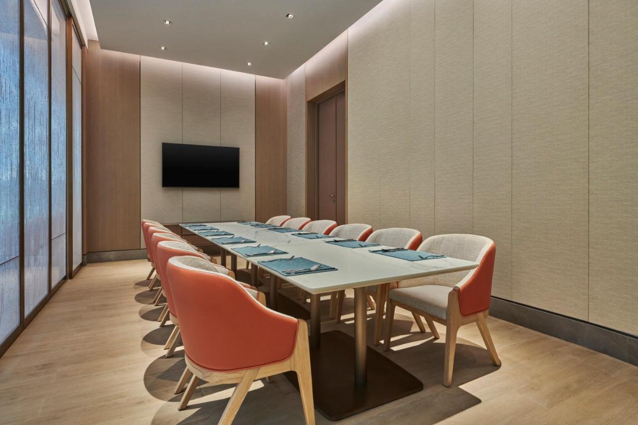Hilton Garden Inn Shenzhen Guangming Bagian luar foto