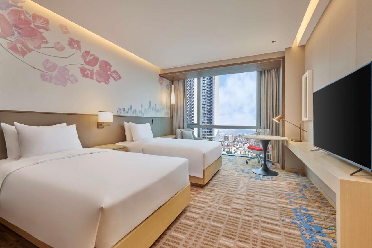 Hilton Garden Inn Shenzhen Guangming Bagian luar foto