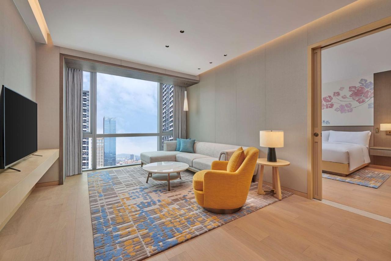 Hilton Garden Inn Shenzhen Guangming Bagian luar foto